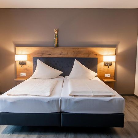 Hotel & Restaurant Bestenheider Stuben เวิร์ทไฮม์ ภายนอก รูปภาพ