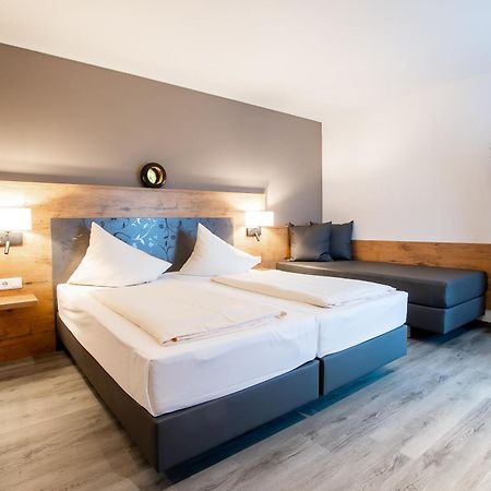 Hotel & Restaurant Bestenheider Stuben เวิร์ทไฮม์ ภายนอก รูปภาพ