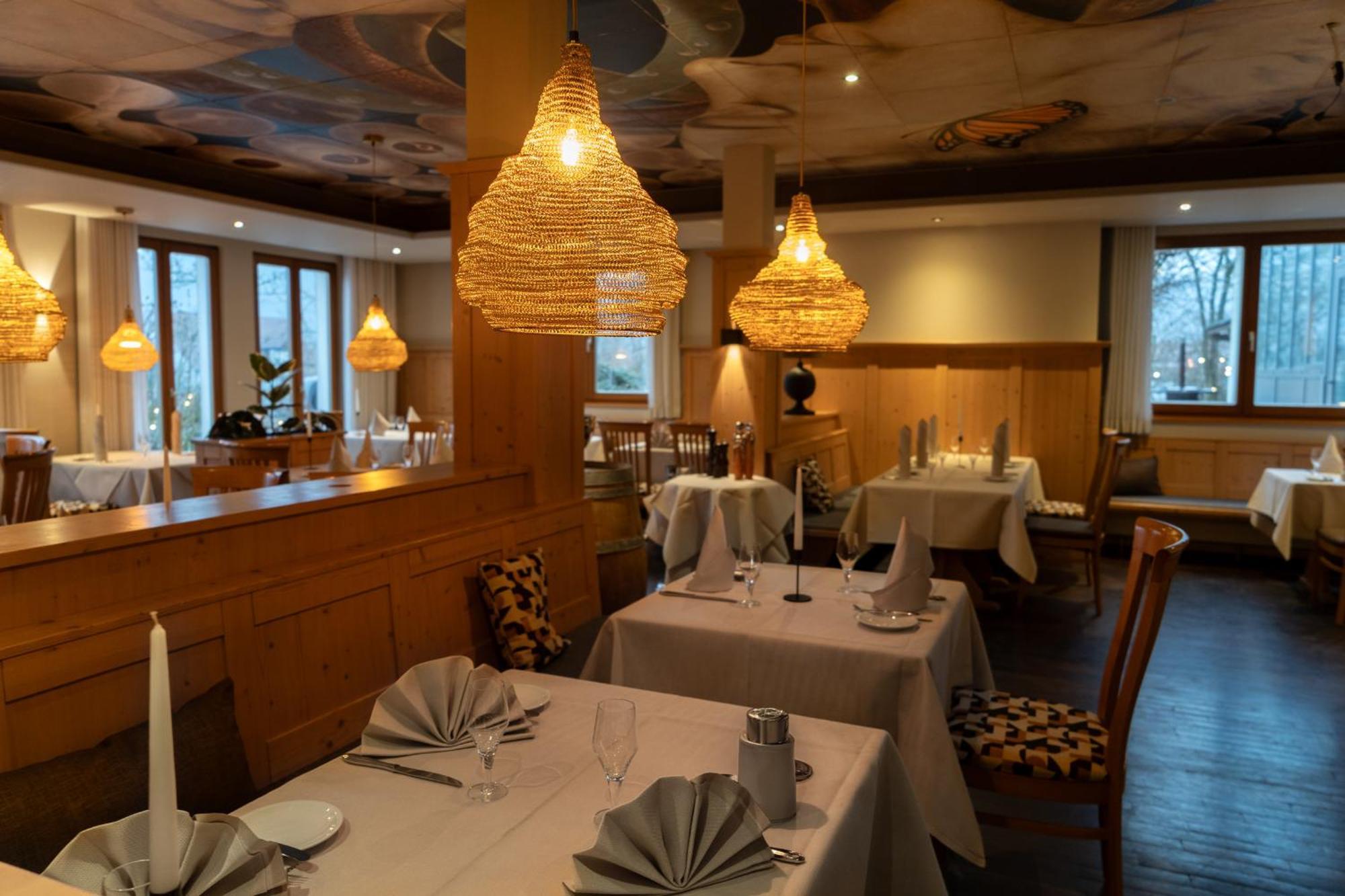 Hotel & Restaurant Bestenheider Stuben เวิร์ทไฮม์ ภายนอก รูปภาพ