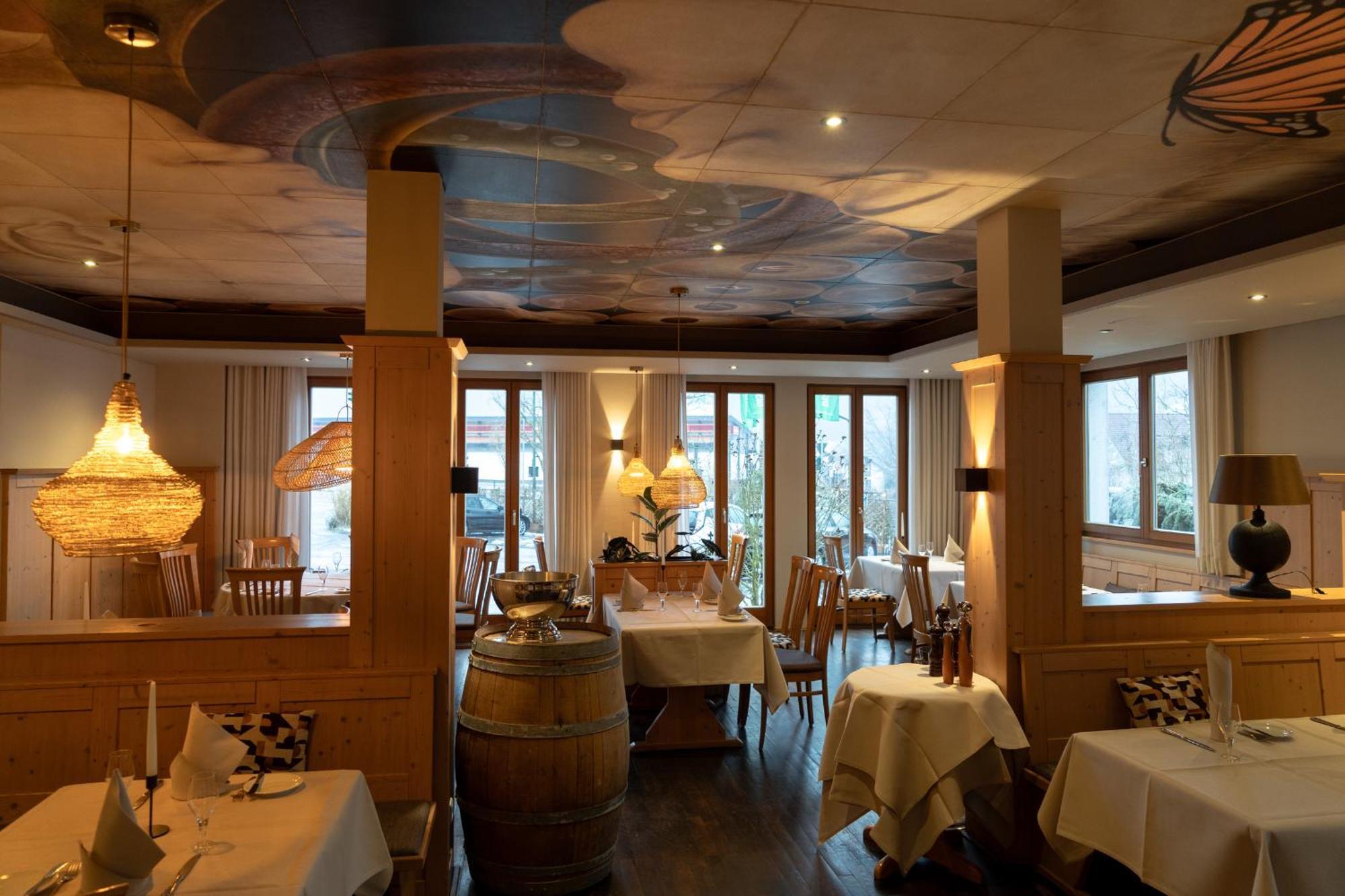 Hotel & Restaurant Bestenheider Stuben เวิร์ทไฮม์ ภายนอก รูปภาพ