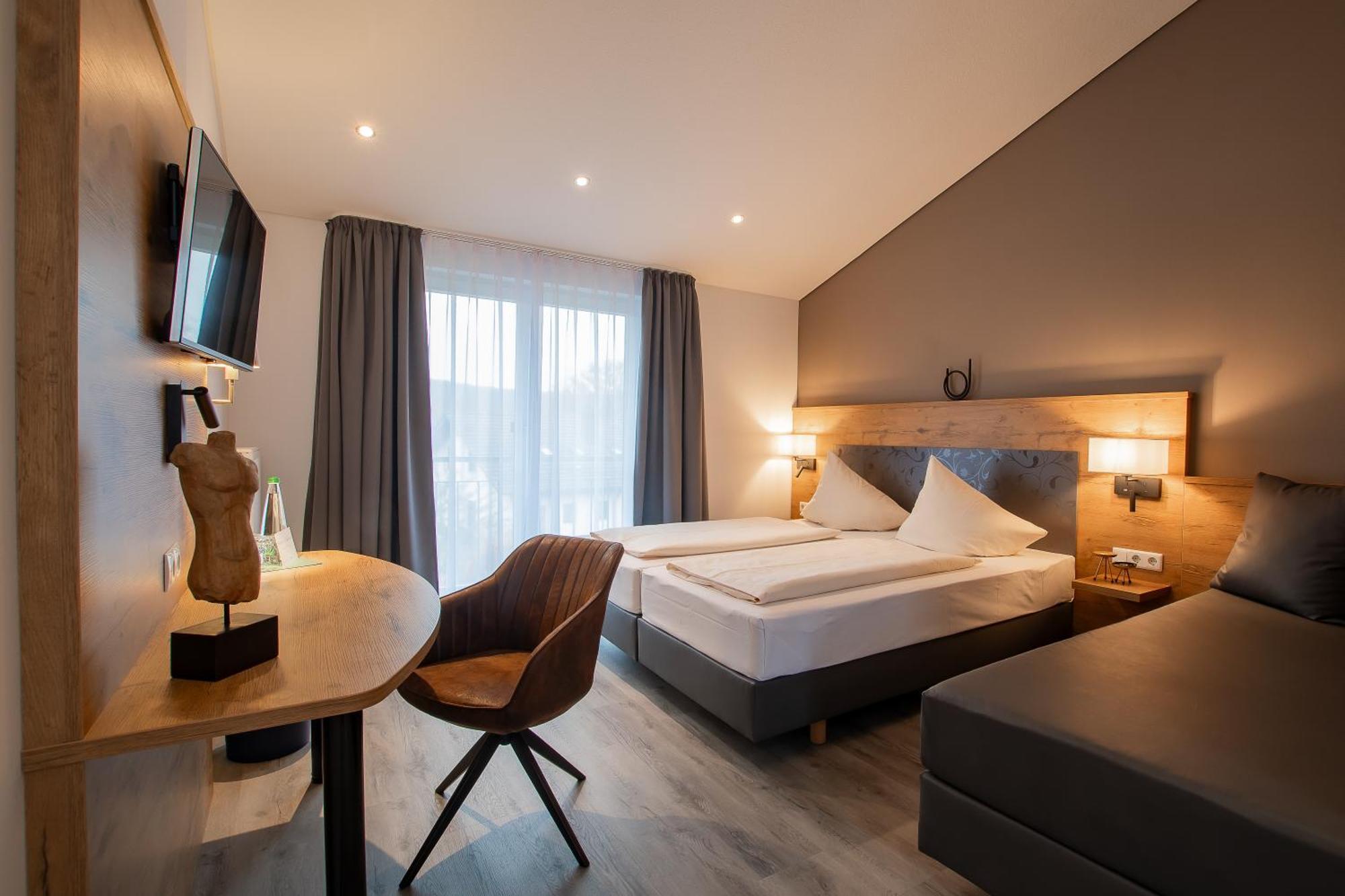 Hotel & Restaurant Bestenheider Stuben เวิร์ทไฮม์ ภายนอก รูปภาพ
